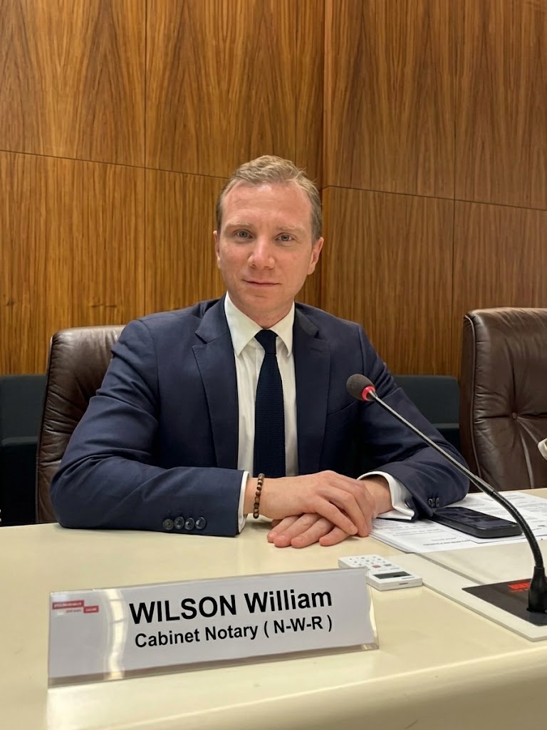 Maître Wilson William, notaire